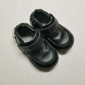 Robeez Black Shoes Sz 2